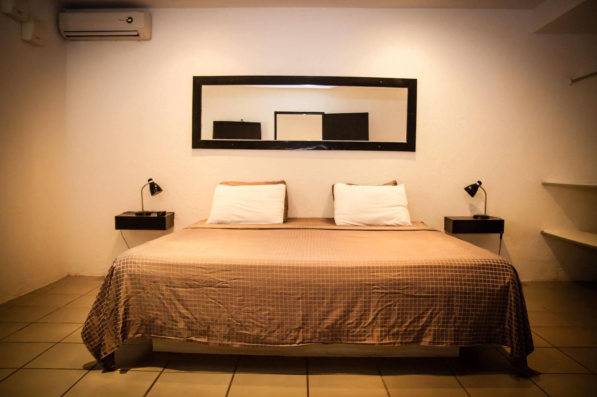 Ocean Lovers Hostel & Apartments 塔甘加 外观 照片