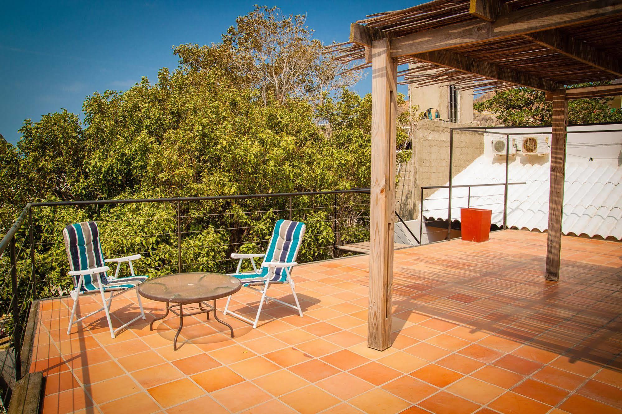 Ocean Lovers Hostel & Apartments 塔甘加 外观 照片
