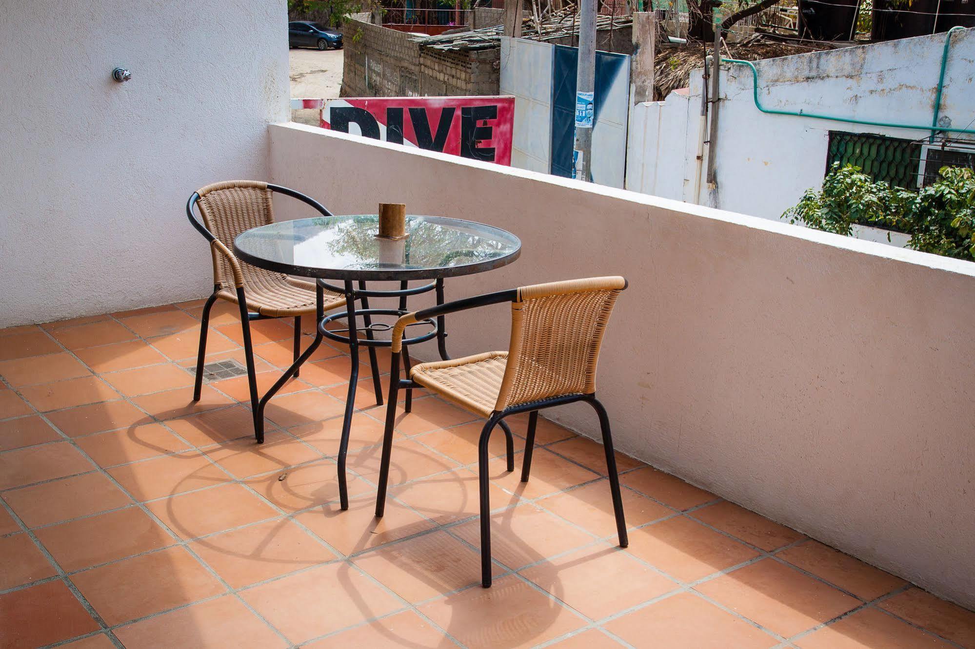 Ocean Lovers Hostel & Apartments 塔甘加 外观 照片