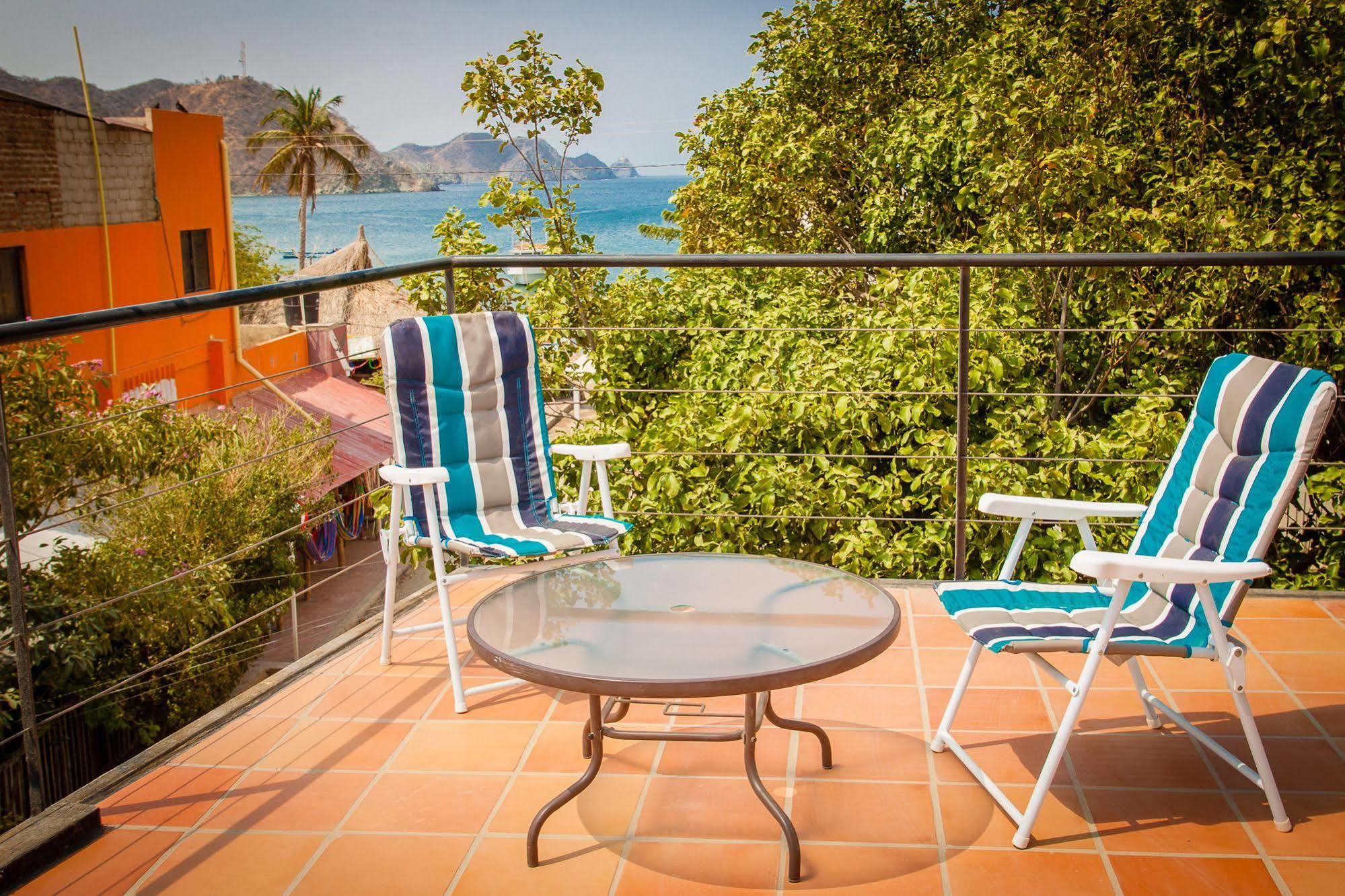 Ocean Lovers Hostel & Apartments 塔甘加 外观 照片